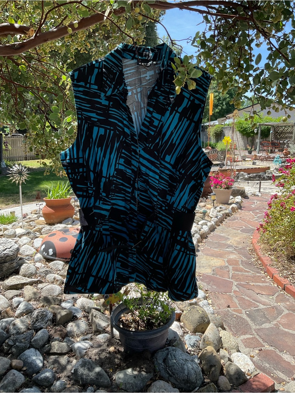 Apt. 9 Black and Teal Sleeveless Collared Button-Front Blouse